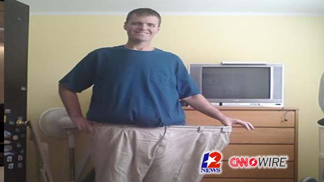 Random online match helps man lose nearly 400 pounds