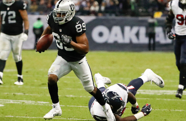 Raiders beat Texans 27-20 in Mexico City